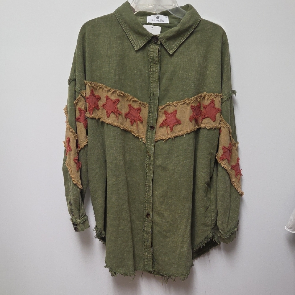 Everyday Chic Boutique Green Button-Up Shirt Dress with Red Star Accents